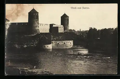 AK Narva, Uferpartie mit Burg