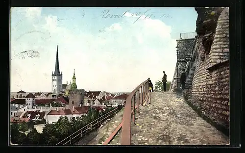 AK Reval, Blick von der Domtreppe auf den Ort