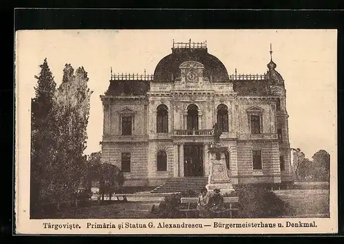 AK Târgoviste, Primaria si Statua G. Alexandrescu