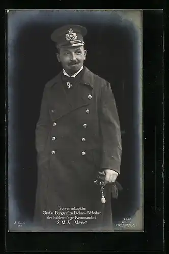 AK Korvettenkapitän Nikolaus Graf zu Dohna-Schlodien in Uniform mit Dolch, Kommandant Kriegsschiff SMS Möwe