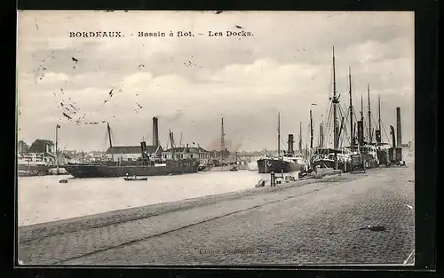 AK Bordeaux, Bassin à flot, Les Docks