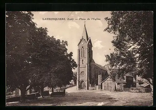 AK Latronquière, Place de l`Eglise