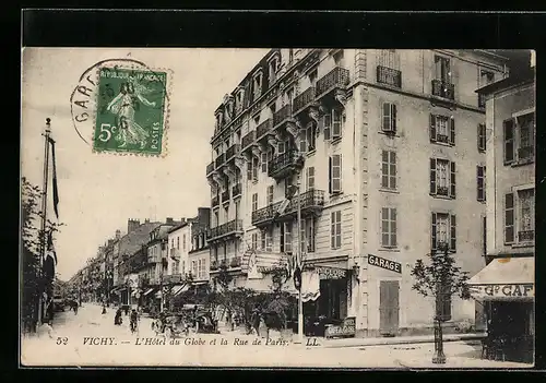 AK Vichy, L`Hotel du Globe et la Rue de Paris