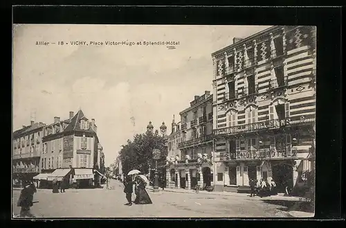 AK Vichy, Place Victor-Hugo et Splendid-Hôtel