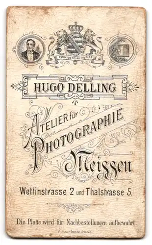 Fotografie Hugo Delling, Meissen, Wettinstr. 2 und Thalstr. 5, Kleines Kind im weissen Hemd