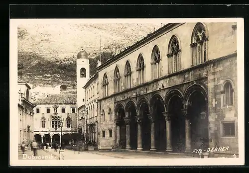 AK Dubrovnik, Ortsansicht mit Kirche