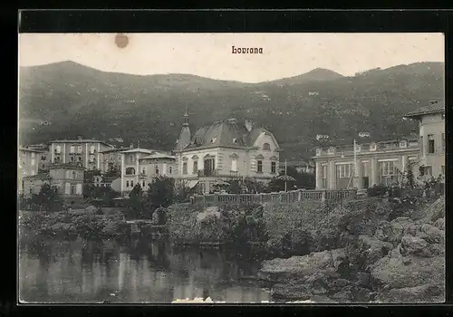 AK Lovrana, Villen am Meer