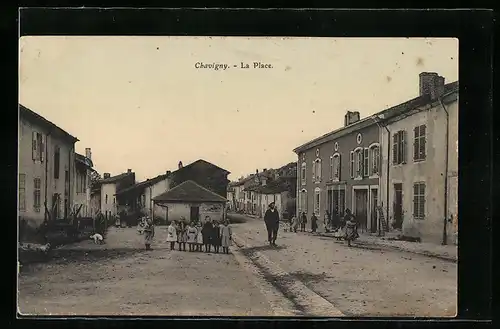 AK Chavigny, La Place, Kinder auf der Strasse