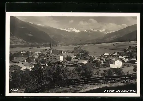 AK Fügen i. Zillertal, Ortsansicht bei Tag