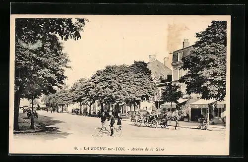 AK La Roche-sur-Yon, Avenue de la Gare
