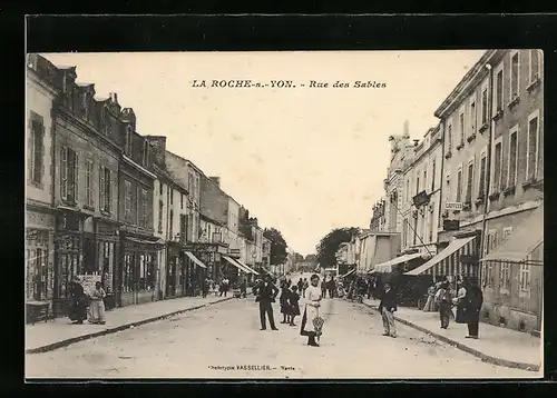 AK La Roche-sur-Yon, Rue des Sables