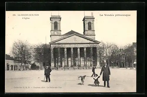 AK La Roche-sur-Yon, L`Eglise