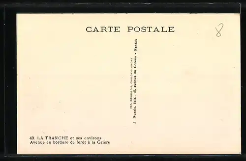 AK Grière, Avenue en bordure de foret