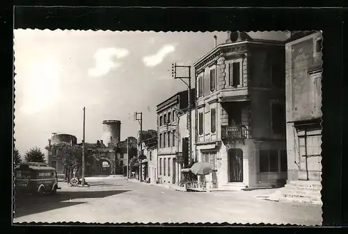 AK Duras, Place Jean Bousquet, Entree du Chateau