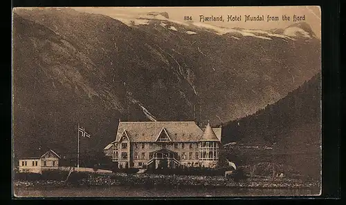 AK Fjaerland, Hotel Mundal from the fjord