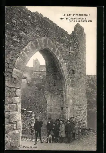 AK St-Cirq-Lapopie, Porte des Remparts