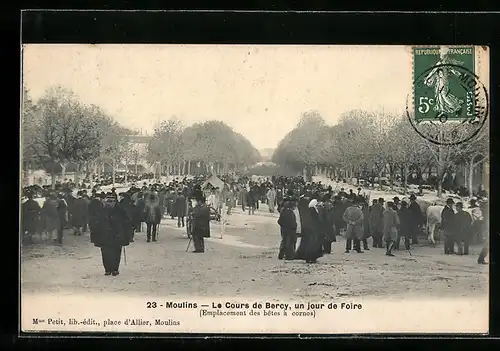 AK Moulins, Le Cours de Bercy, un jour de Foire