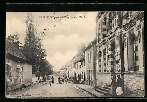 AK Pierrefitte-sur-Loire, Route de Digoin