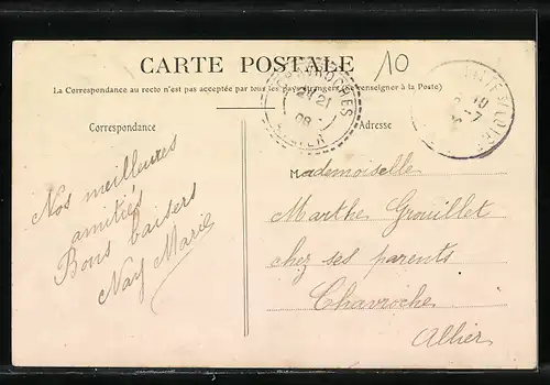 AK Pierrefitte-sur-Loire, Place de l`Hôtel-de-Ville et rue de la Poste