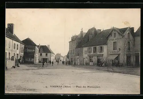 AK Vaumas, Place des Marroniers