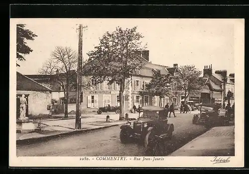 AK Commentry, Rue Jean-Jaurès, Strassenpartie