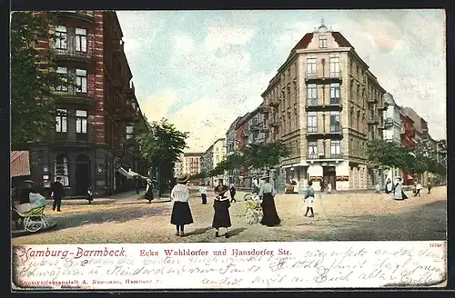AK Hamburg-Barmbeck, Wohldorfer Ecke Hansdorfer Strasse mit Passanten