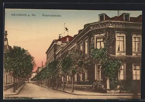 AK Neuwied a. Rh., Blick in die Friedrichstrasse