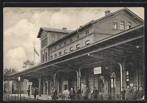 AK Falkenberg /Bez. Halle, Unterer Bahnhof, Bahnsteig