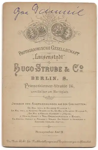 Fotografie Hugo Strube & Co., Berlin, Prinzessinnenstr. 16, Bürgerlicher Herr mit Vollbart