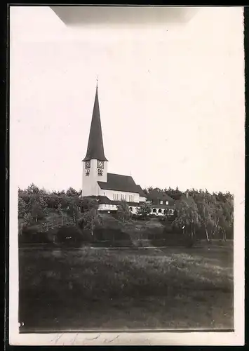 Fotografie unbekannter Fotograf, Ansicht Berlin, Kirche in Nikolassee
