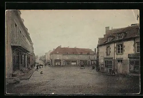 AK Buxières-les-Mines, La Place