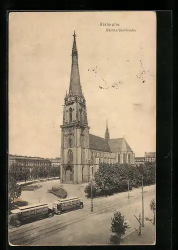 AK Karlsruhe, Bernhardus-Kirche mit Strassenbahn