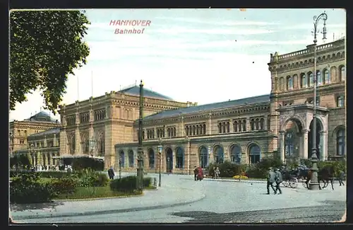 AK Hannover, Bahnhof mit Strasse