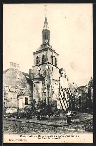 AK Franconville, Ce qui reste de l`ancienne Eglise, Au fond la nouvelle