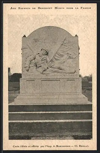 AK Beaumont, Monument aux Enfants de Beaumont morts pour la France