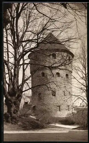 Fotografie unbekannter Fotograf, Ansicht Tallinn - Reval, Wehrturm der Stadtmauer