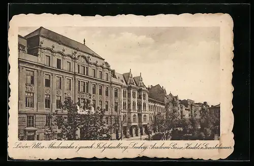 AK Lemberg, Akademie-Gasse mit Handels- und Gewerbekammer