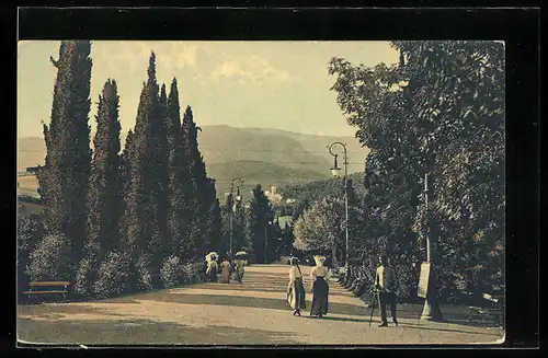 AK Jalta, Jardin de ville