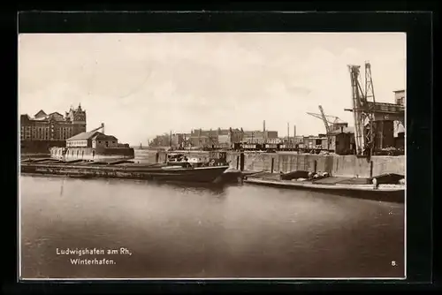 AK Ludwigshafen /Rh., Blick auf den Winterhafen