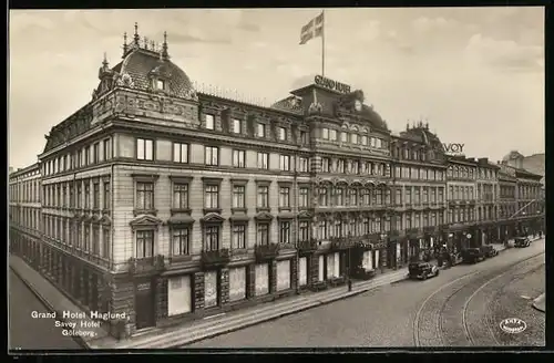 AK Göteborg, Grand Hotel Haglund / Savoy Hotel mit Strasse aus der Vogelschau