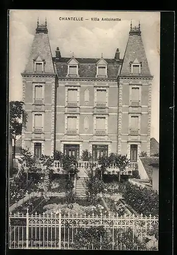 AK Chantelle, Villa Antoinette