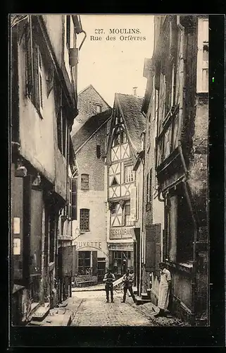 AK Moulins, Rue des Orfèvres, Strassenpartie