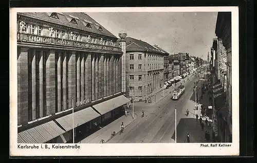 AK Karlsruhe, Strassenbahn in der Kaiserstrasse