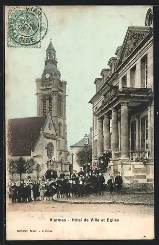 AK Viarmes, Hotel de Ville et Eglise