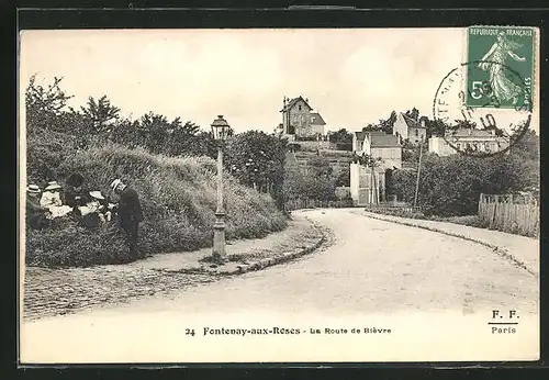 AK Fontenay-aux-Roses, La Route de Bievre