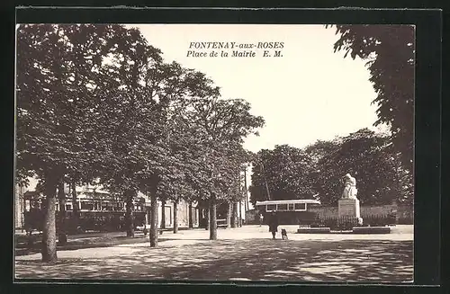 AK Fontenay-aux-Roses, Place de la Mairie