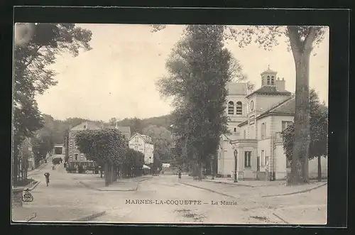 AK Marnes-la-Coquette, La Mairie