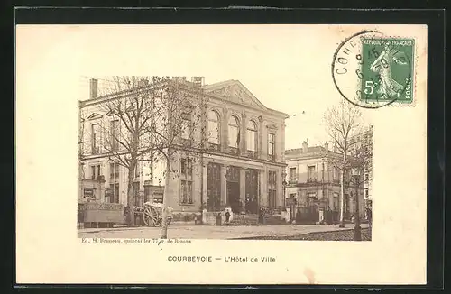 AK Courbevoie, L`Hotel de Ville, am Rathaus