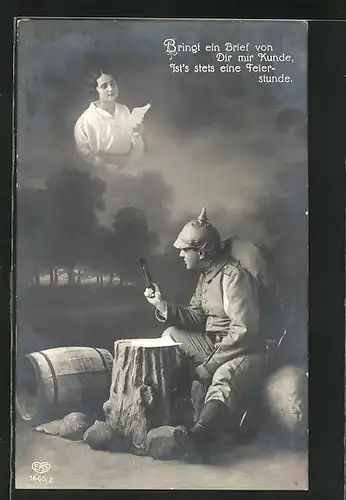 Foto-AK Soldat mit Brief und Foto der Liebsten