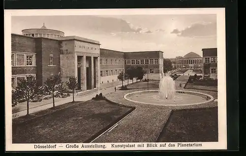 AK Düsseldorf, Grosse Ausstellung, Kunstpalast mit Blick auf das Planetarium